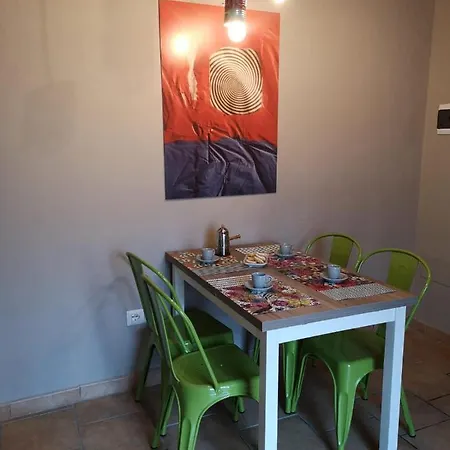 Palazzo Del Borgo Apartment *