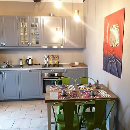 Palazzo Del Borgo Apartment *